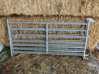 3 BATEMAN 6' GALVANISED HURDLES (44)