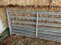 3 BATEMAN 6' GALVANISED HURDLES (44) - 3