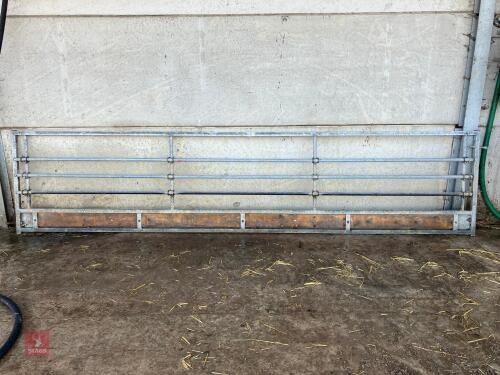 14' 6'' GALVANISED FEED BARRIER (47)