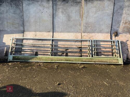 14' 6'' GALV GATED FEED BARRIER (52)