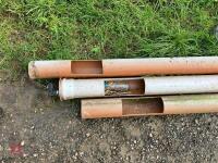 3 LENGTHS OF GUTTERING DRINKERS (69) - 4