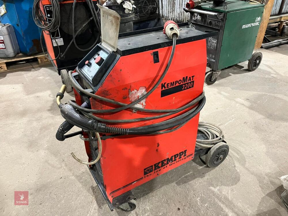 KEMPOMAT 3200 MIG WELDER