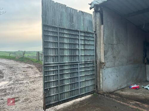 2 X 10' 6'' X 7' 6'' SHEETED GATES