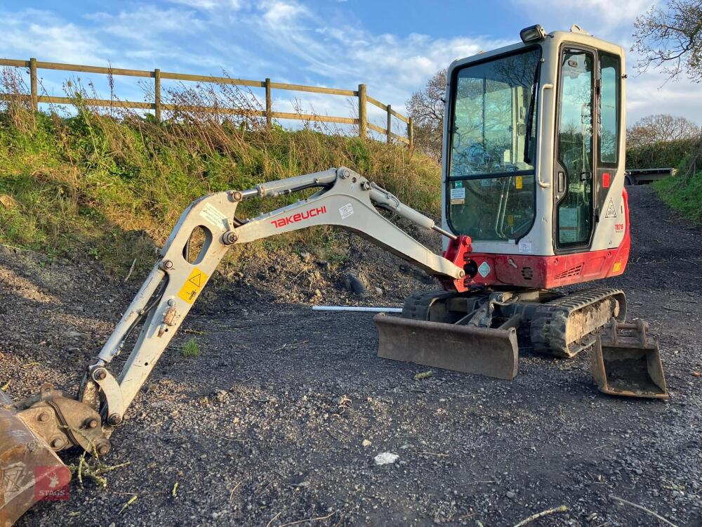 2018 TAKEUCHI TB216 1.8T MINI DIGGER