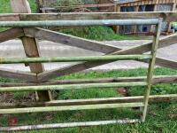 11' 6'' GALVANISED YARD GATE (145) - 8
