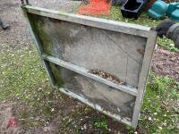 4' X 3' 10 GALVANISED CREEP GATE (161) - 7