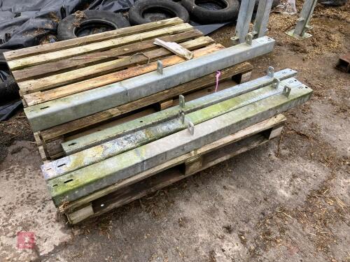 4 X 4' 9'' GALVANISED SUPPORT POST (180)