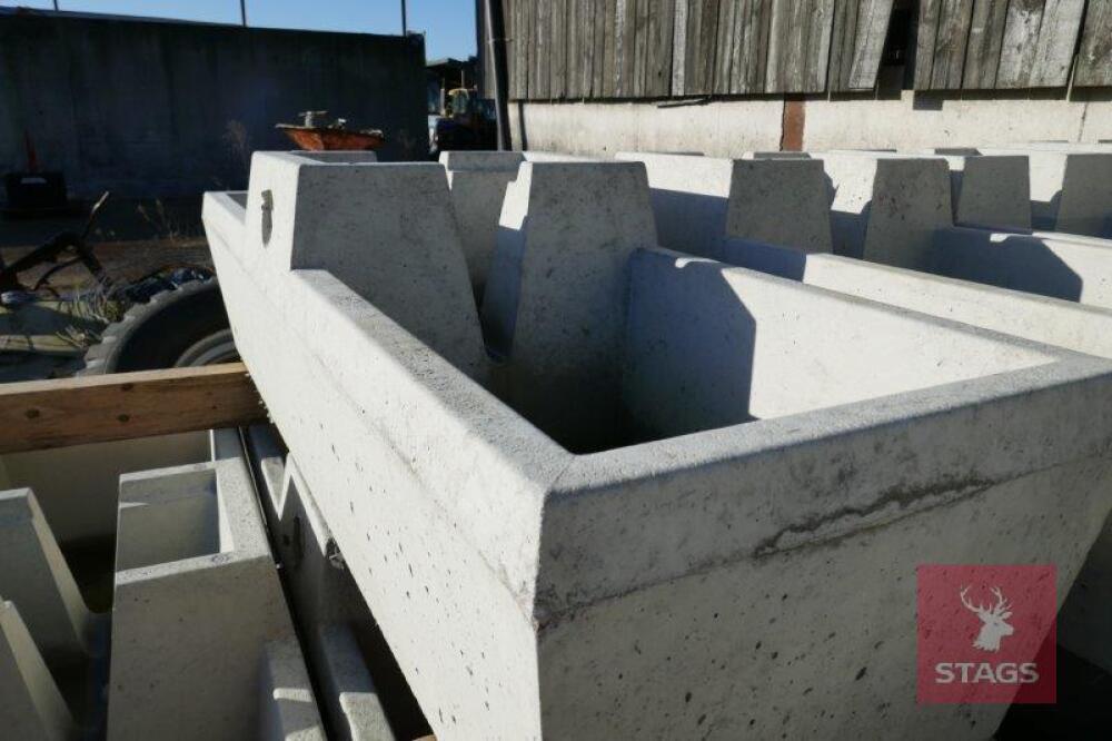 NEW 30G MAXWELL CONCRETE WATER TROUGH