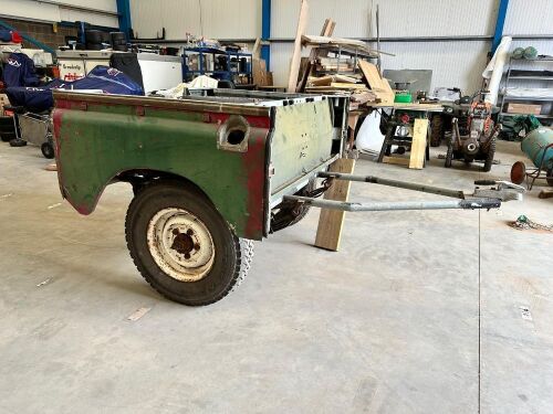 SINGLE AXLE LAND ROVER TRAILER