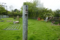 6' ROUND GALVANISED HANGING POST