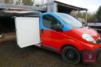 2014 VAUXHALL VIRARO 2700 CATERING VAN - 4