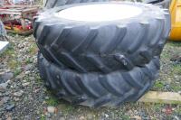 460/85 R42 REAR WHEELS AND TYRES - 7