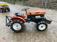 KUBOTA B6000 4WD COMPACT TRACTOR (52) - 2