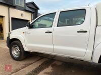 2015 TOYOTA HILUX - 42