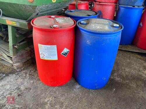 5 200L PLASTIC DRUMS