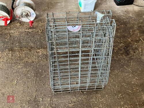 5 GALVANISED HOOK-OVER HAY RACKS (104)