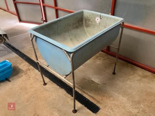 DAIRY WASH TROUGH (41)