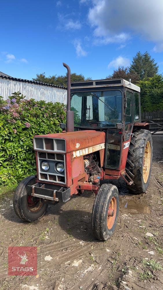 1982 CASE INTERNATIONAL 585 2WD TRACTOR