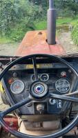 1982 CASE INTERNATIONAL 585 2WD TRACTOR - 4