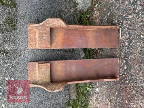 PAIR OF SANDERSON TELEHANDER BRACKETS