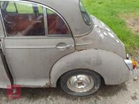 1970 4 DOOR MORRIS MINOR (S/R) - 8