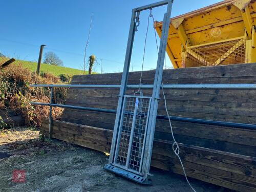 GALVANISED GUILLOTINE GATE (48)