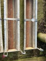 3 GALV 4' 6'' HOOK OVER FEED TROUGHS(121 - 6