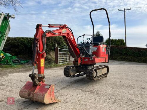 2013 TAKEUCHI TB108 1T MINI DIGGER