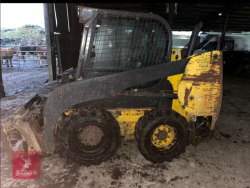 2011 NEW HOLLAND 215 SKID STEER (S/R)