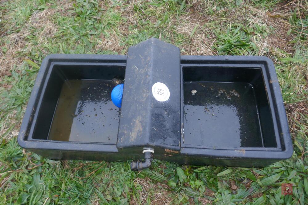 DOUBLE SIDED PLASTIC WATER TROUGH