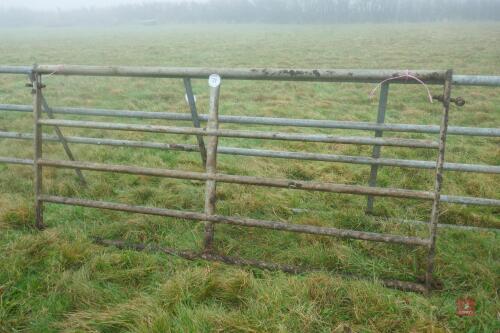 8' X 4' GALVANISED BARRIER/HURDLE