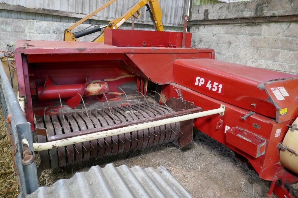 VICON SP 451 SMALL SQUARE BALER