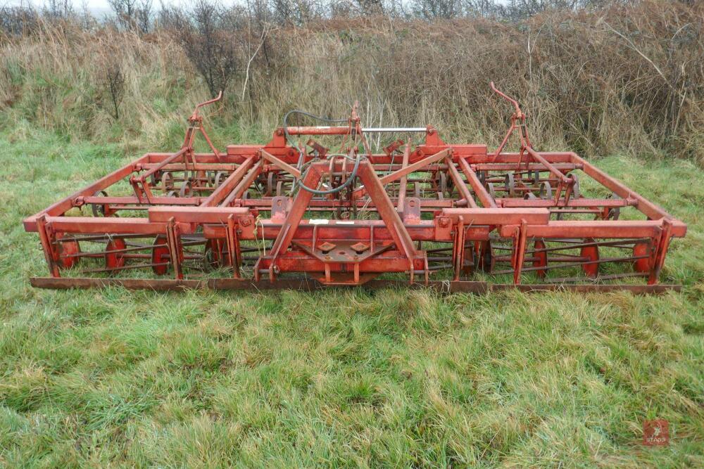 WOODS HYDRAULIC FOLDING CULTIVATOR