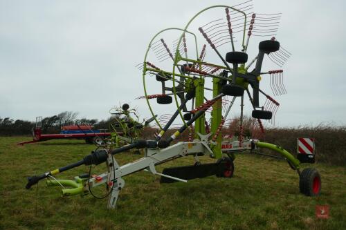 2018 CLAAS LINER 2600 TWIN ROTOR RAKE