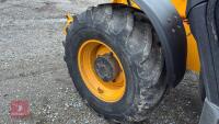 2011 JCB 541-70 TELEHANDLER - 8