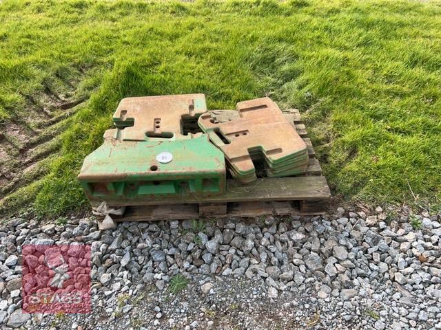 8 X 45KG JOHN DEERE WAFER WEIGHTS