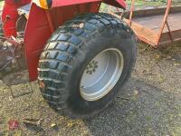MASSEY FERGUSON 135 2WD TRACTOR (6) - 28