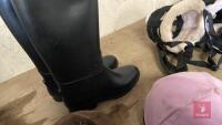 2 HATS & PAIR OF SIZE 8 RIDING BOOTS - 3