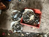 BOX OF SCAFFOLD FIXINGS (127) - 2