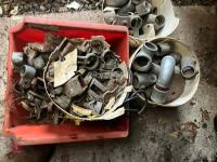 BOX OF SCAFFOLD FIXINGS (127) - 5