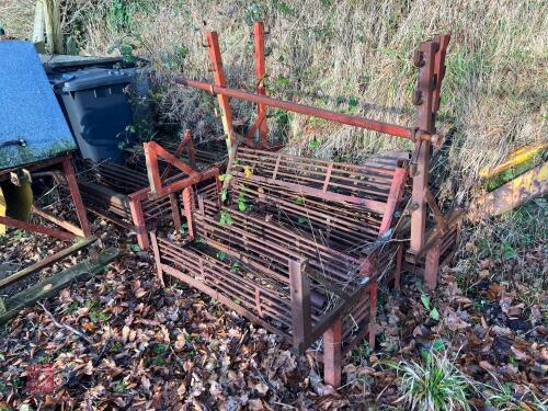 PIG ROASTING EQUIPMENT (22)