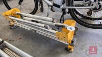 1M DEWALT DE7024-XJ WORKSTATION - 2