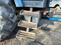 1994 FORD 8240 4WD TRACTOR - 27