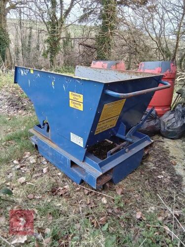 UNIVERSAL SELF-TIPPING SKIP
