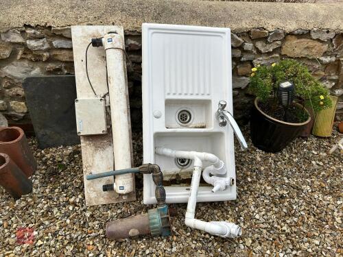 UV WATER TREATMENT, PUMP & SINK
