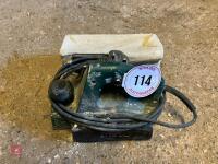 BOSCH PH015-82 240V PLANER - 6