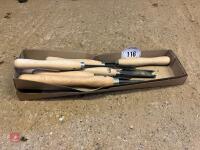 6 AXMINSTER CRAFT SPINDLE LATHE CHISELS