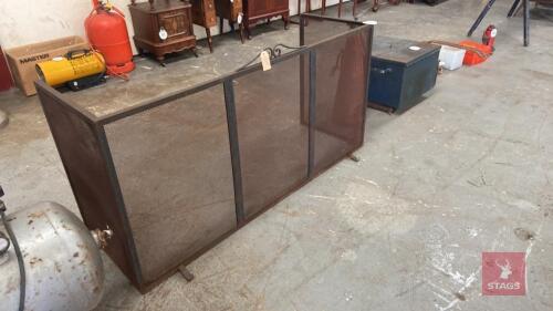 LARGE FIRE GUARD