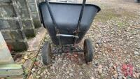 PLASTIC WHEELBARROW - 2