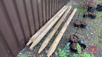 4 FENCE POSTS 2700MM X 125CM